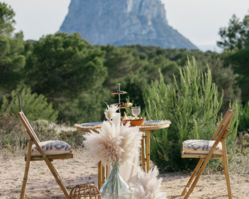 Romantic table setting