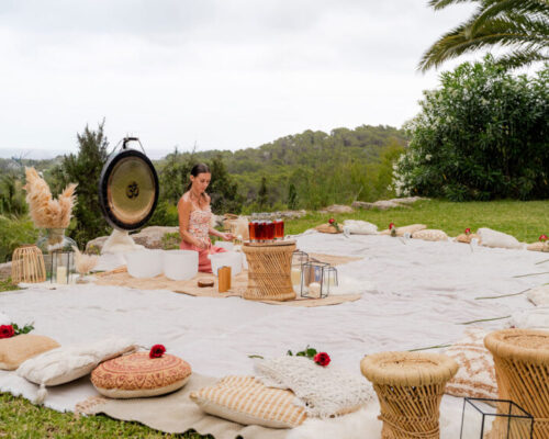Picnic soundhealing Ibiza garden