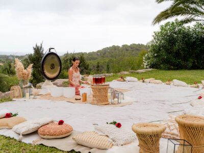Picnic soundhealing Ibiza garden